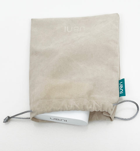 UBNI Velvet Storage Pouch，for charging cables, and other small digital accessories.